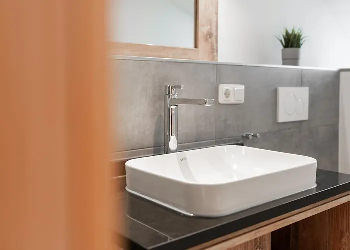 Anders & Anders & App Freude Lägenhet